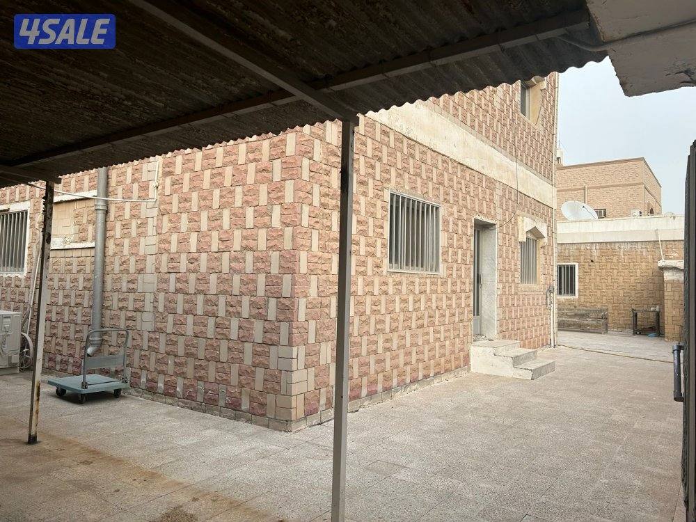 للبيع بيت في الرميثية مساحته 750 متر دورين وثيقه حرة على السوم5