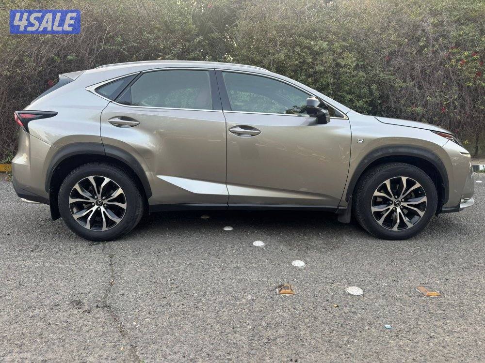 للبيع لكزس NX2002