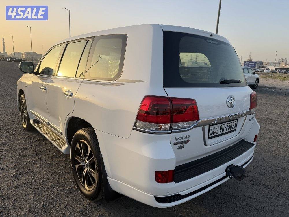 لاندكروز 2020 نوع VXR.S0