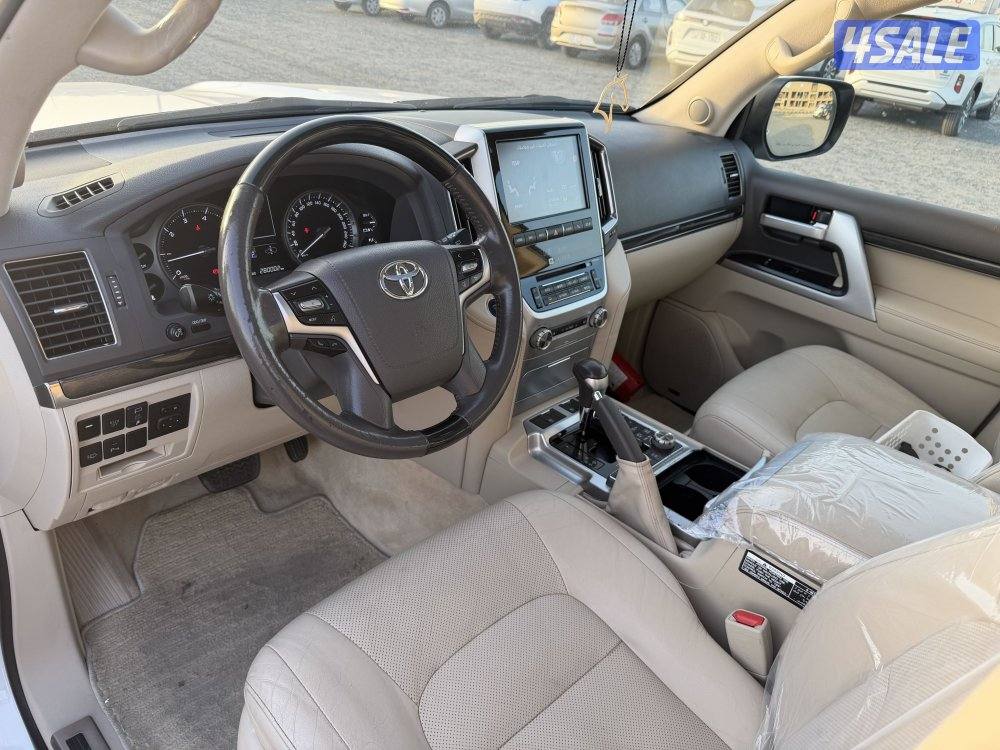 لاندكروز 2020 نوع VXR.S9