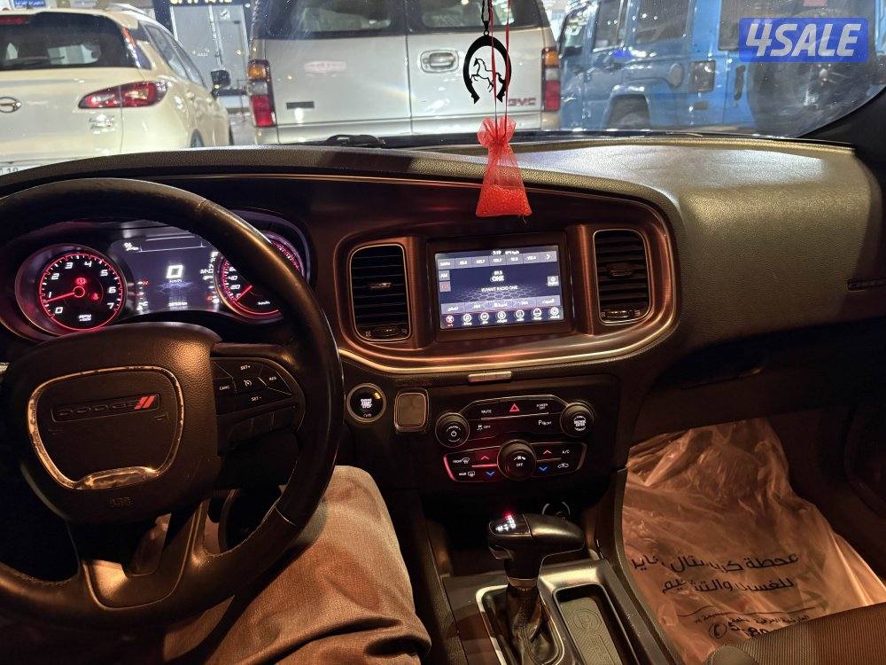 للبيع شارجر 6 سلندر9