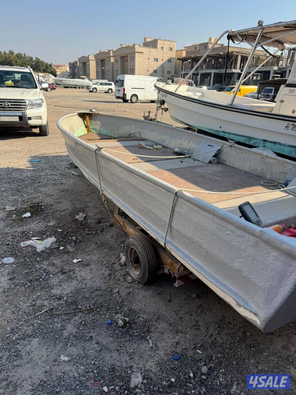 للبيع طراد المونيوم ١٤ قدم0