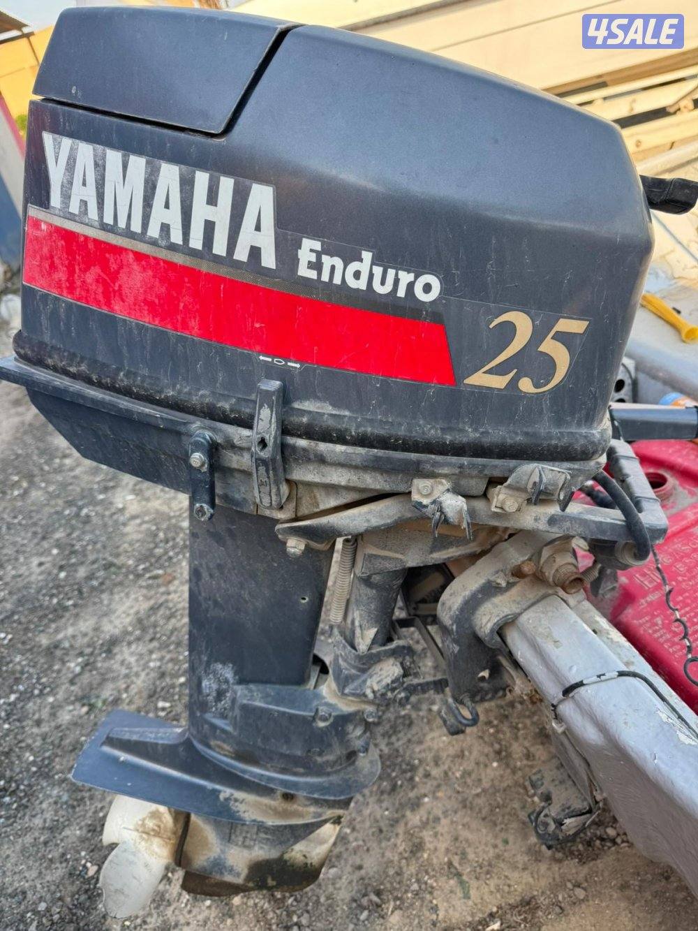 للبيع طراد المونيوم ١٤ قدم2