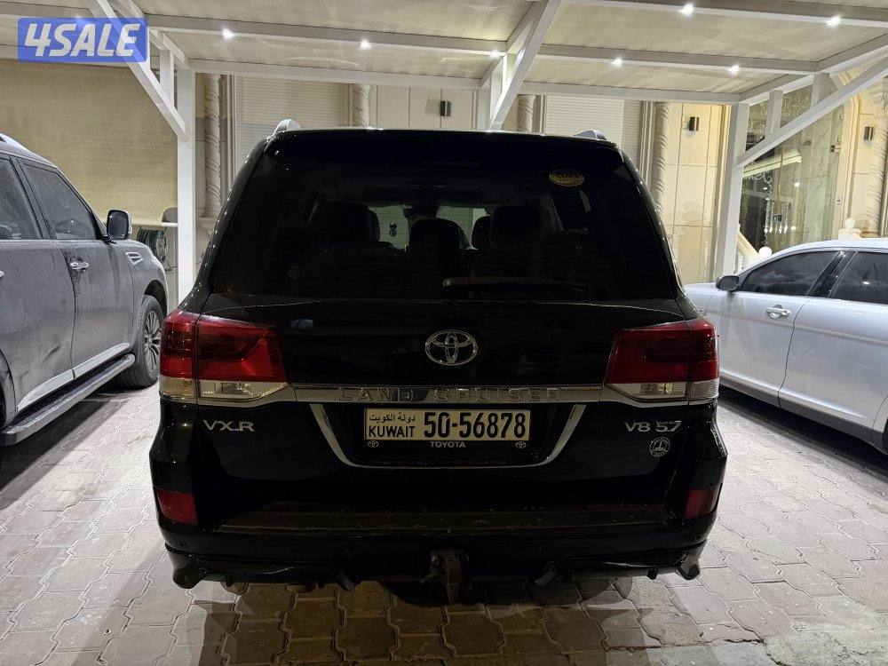 لاندكروزر ٢٠١٨ / VXR1