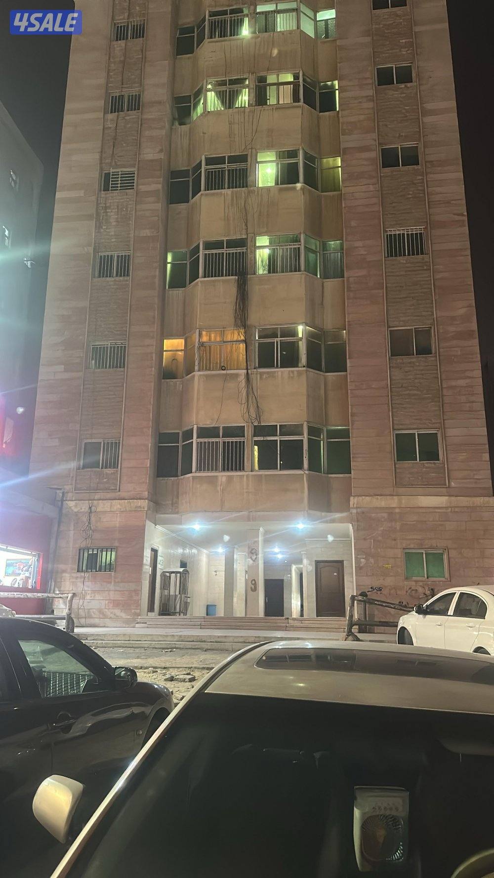 عماره استثماري شارع ابن تيميه المساحه 1000 متر 10 ادوار الدخل 137000