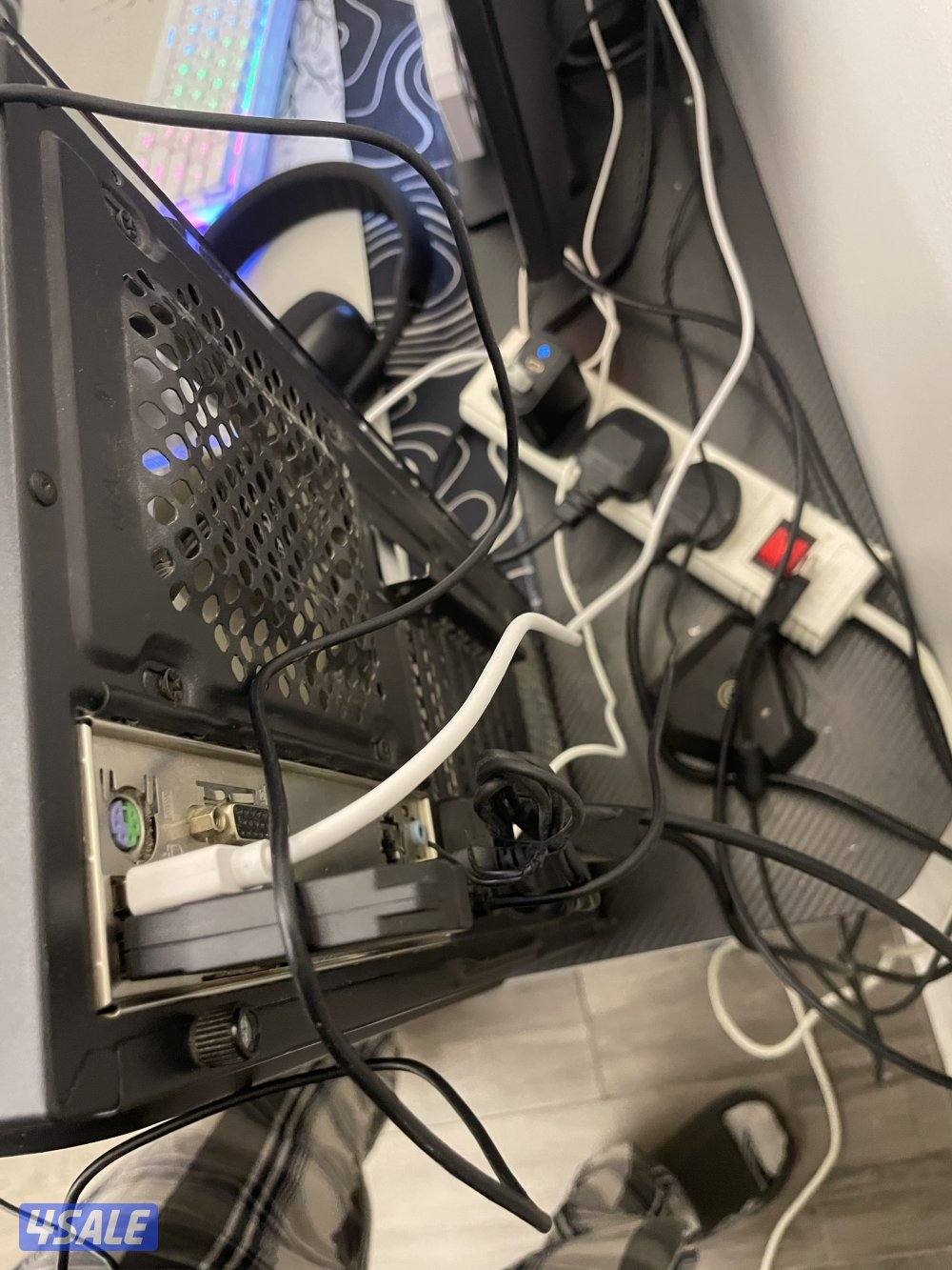 للبيع بيسي استعمال خفيف جدا المعلومات بالصور3