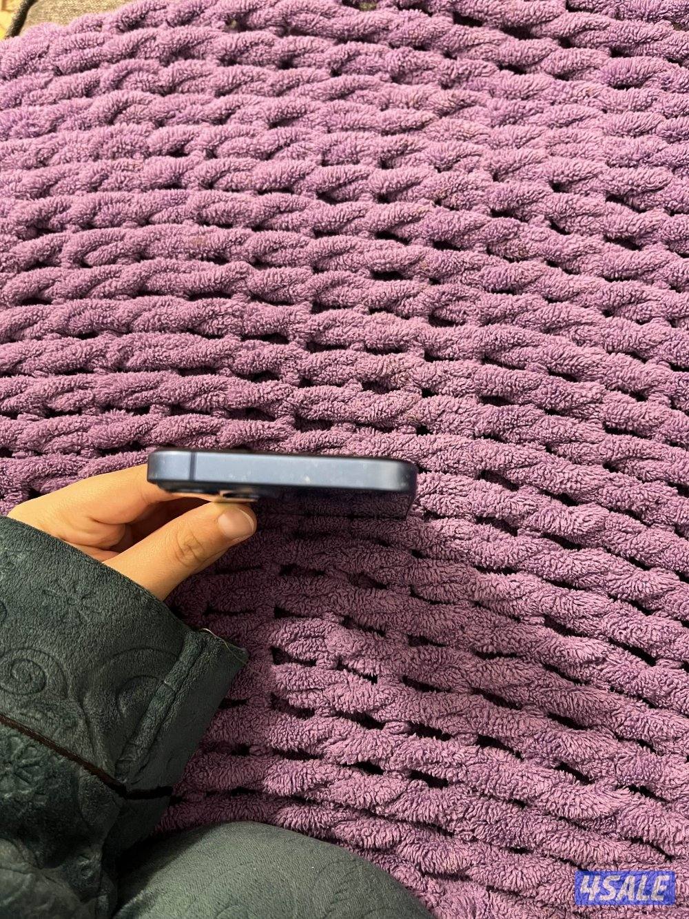 ايفون ١٣ عادي في حالة ممتازة معفي ضريبة مصرية1