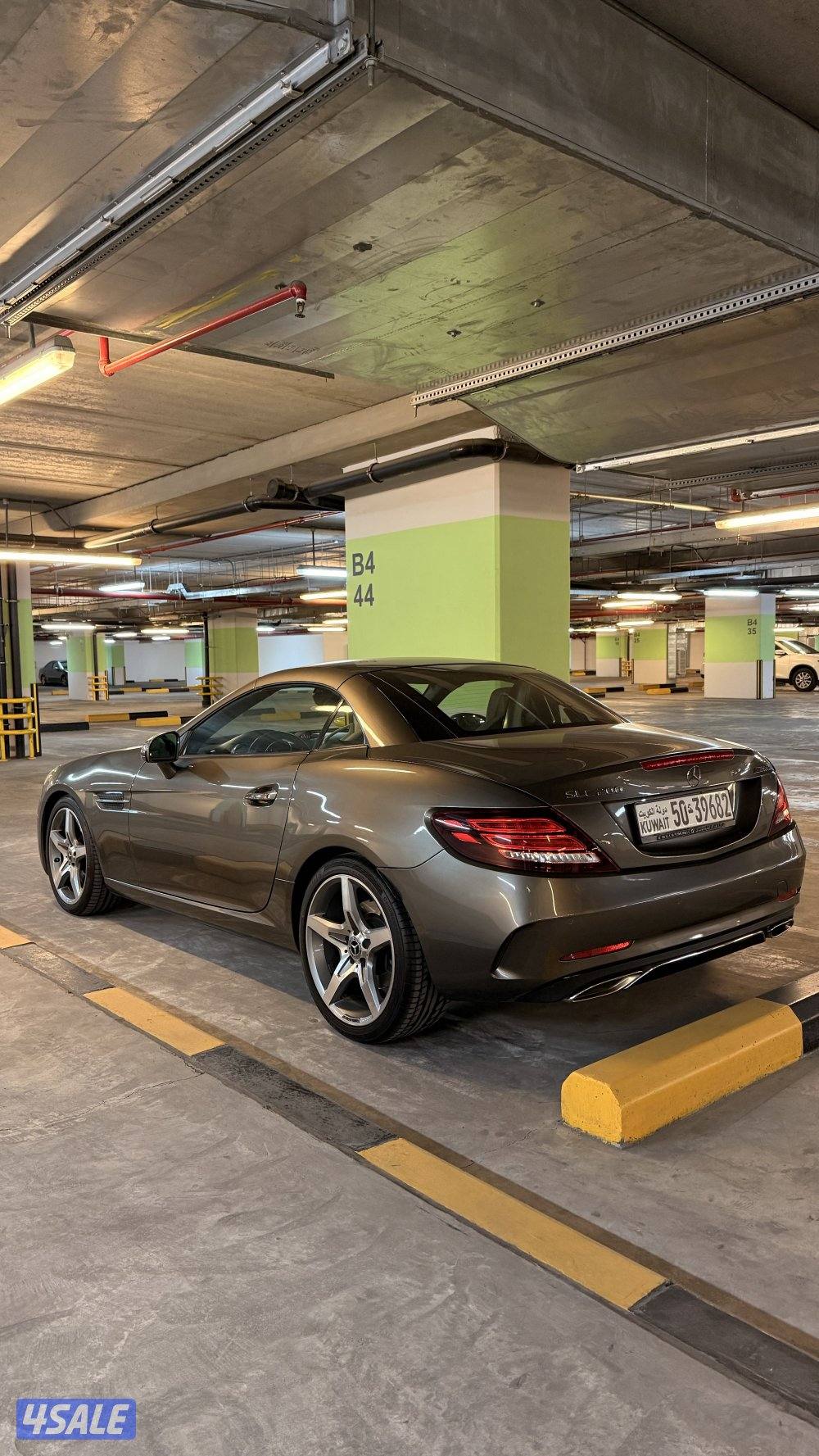 Mercedes SLC200(AMG)4