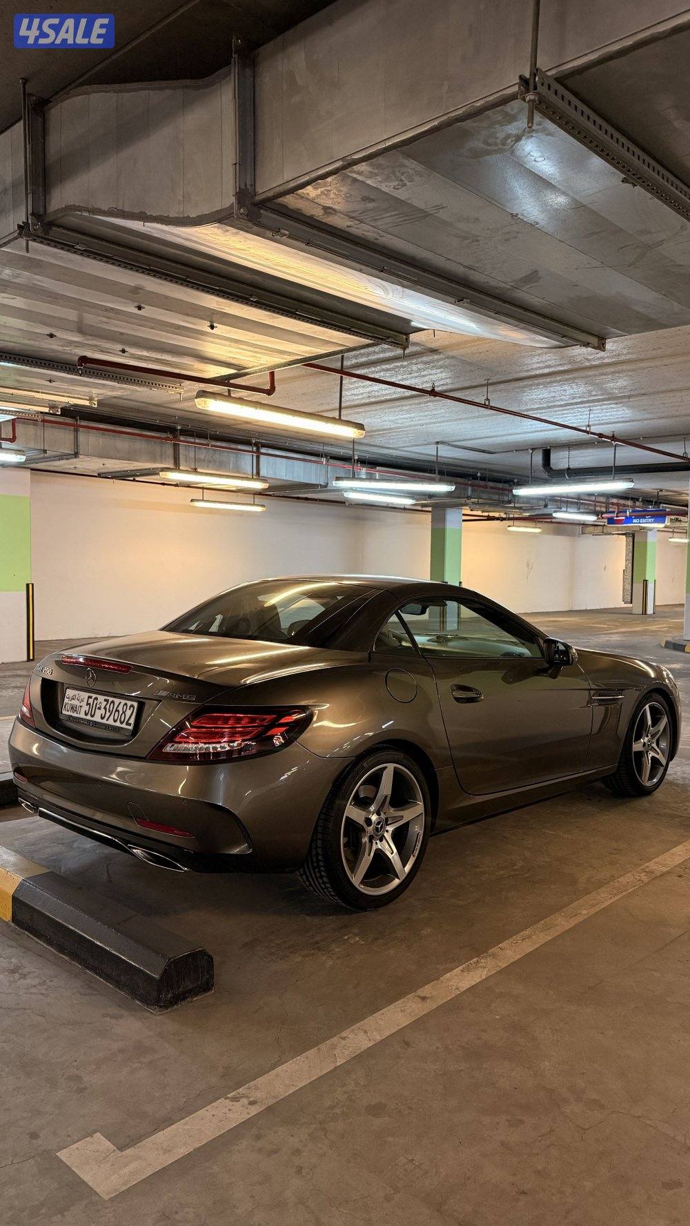 Mercedes SLC200(AMG)5