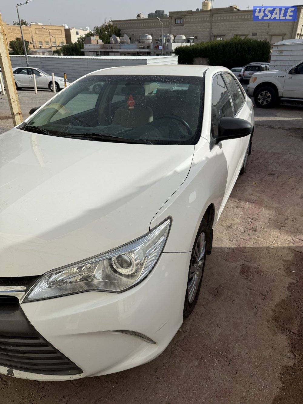 كامري ٢٠١٧ ماشيه ١٠٠ صبغ الوكاله شرط الفحص0