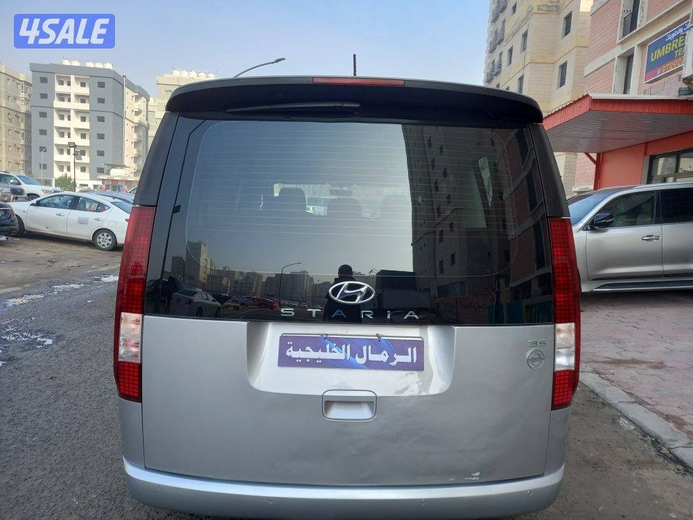 هيونداي ستاريا ٢٠٢٢4