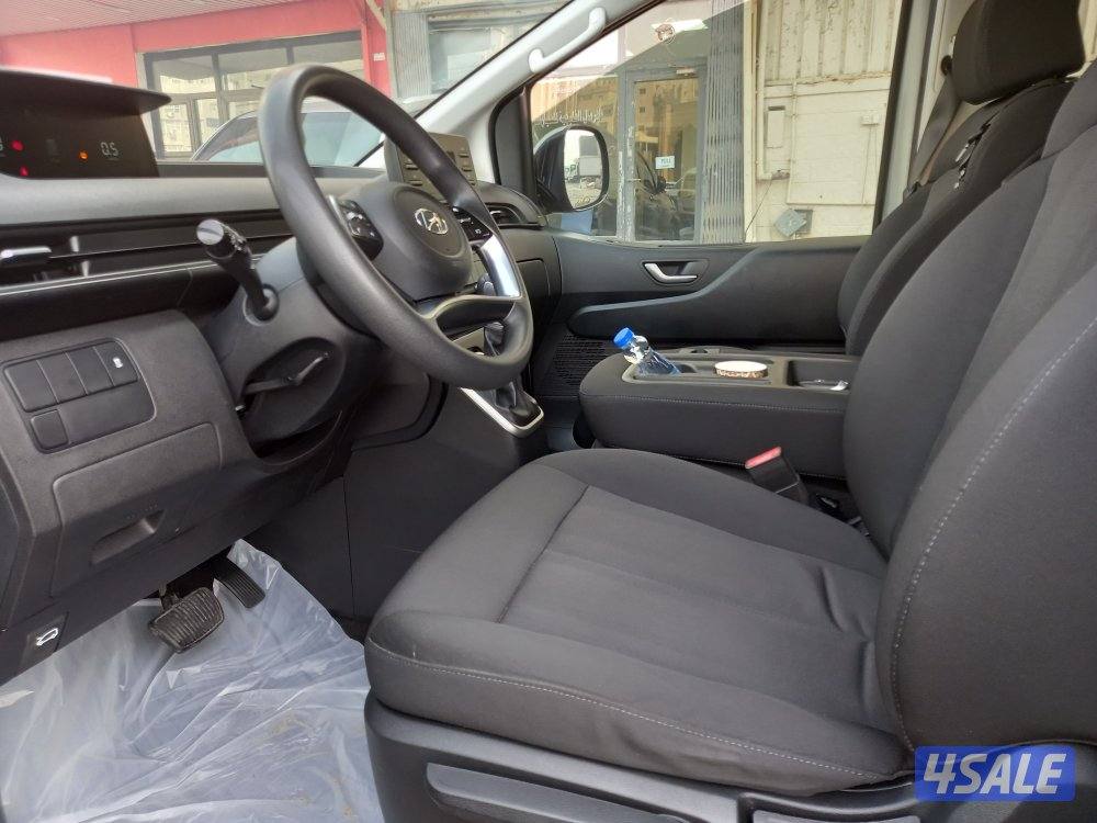 هيونداي ستاريا ٢٠٢٢7