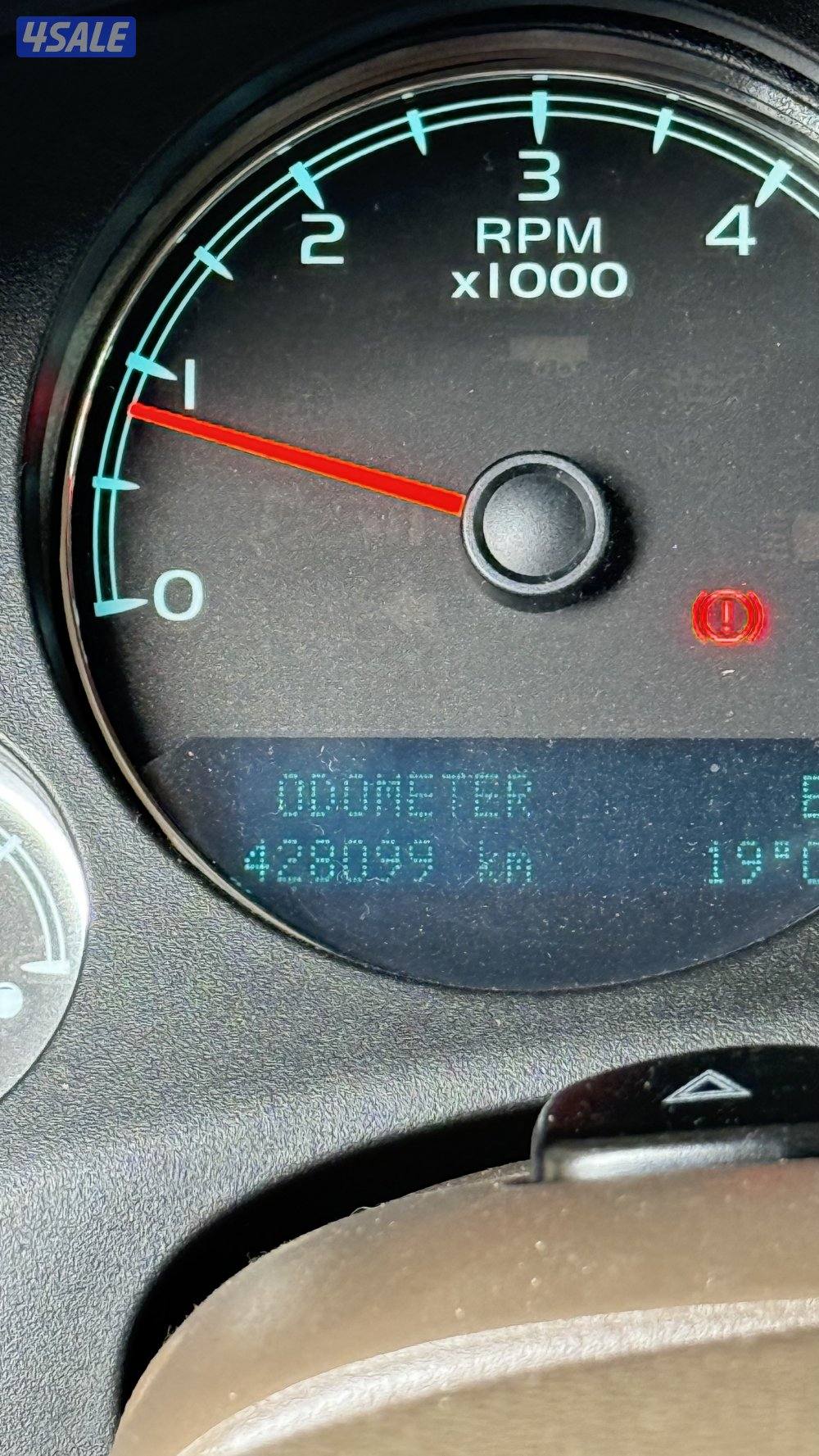 للبيع تاهو ٢٠١٢ ماشي ٤٣٠ الف اللون اسود12