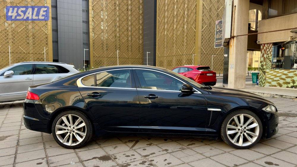 جاكوار XF/ موديل 2012/ عداد 166 الف2