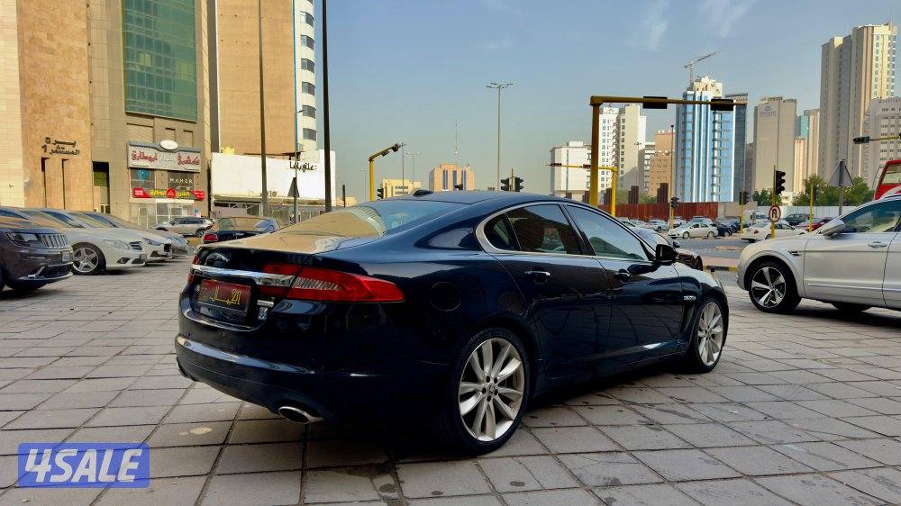 جاكوار XF/ موديل 2012/ عداد 166 الف6