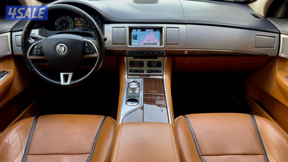 جاكوار XF/ موديل 2012/ عداد 166 الف7