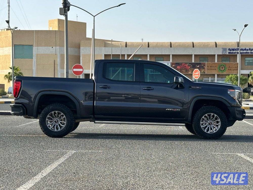 سييرا 1500 AT4X موديل 2023 قمارتين ماشي 56 الف4