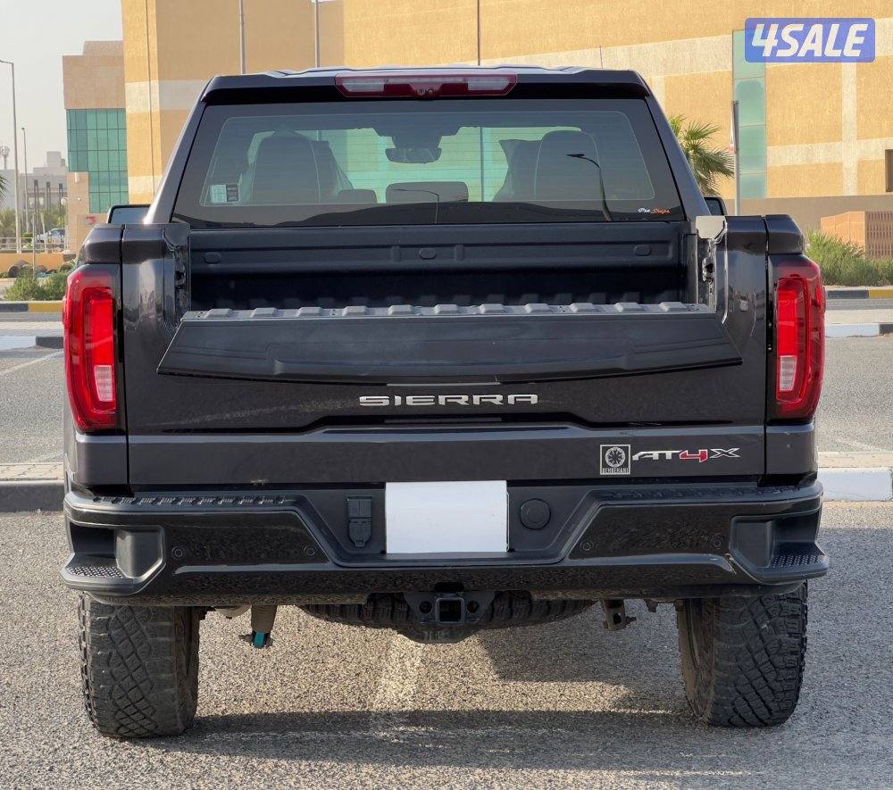 سييرا 1500 AT4X موديل 2023 قمارتين ماشي 56 الف7
