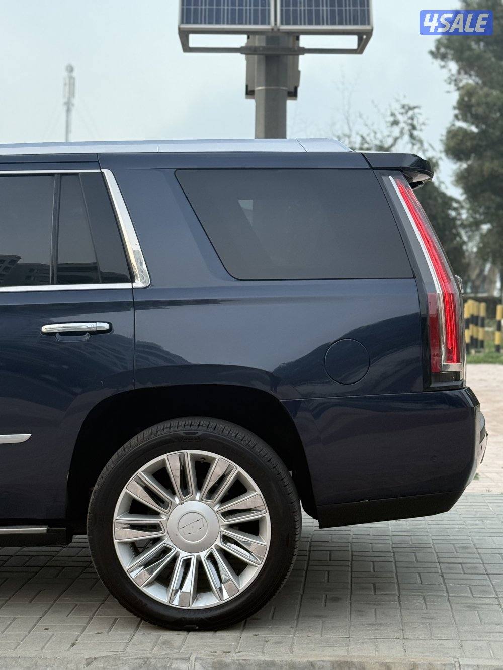 🔺كاديلاك اسكاليد بلاتنيوم 2017 الدرجه الاولي🔺2