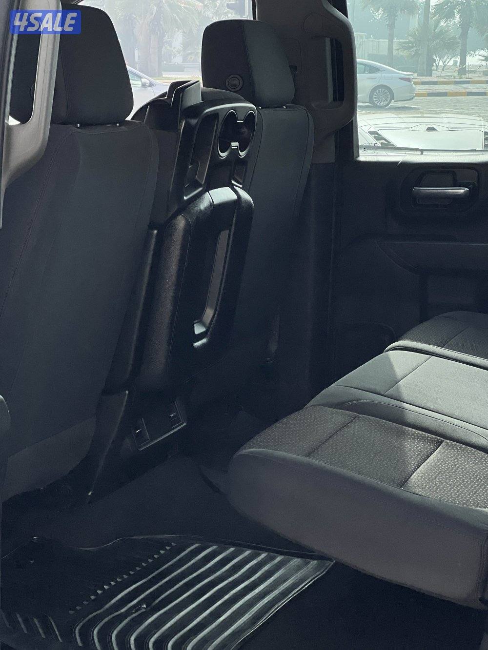 للبيع سلفرادو HD8