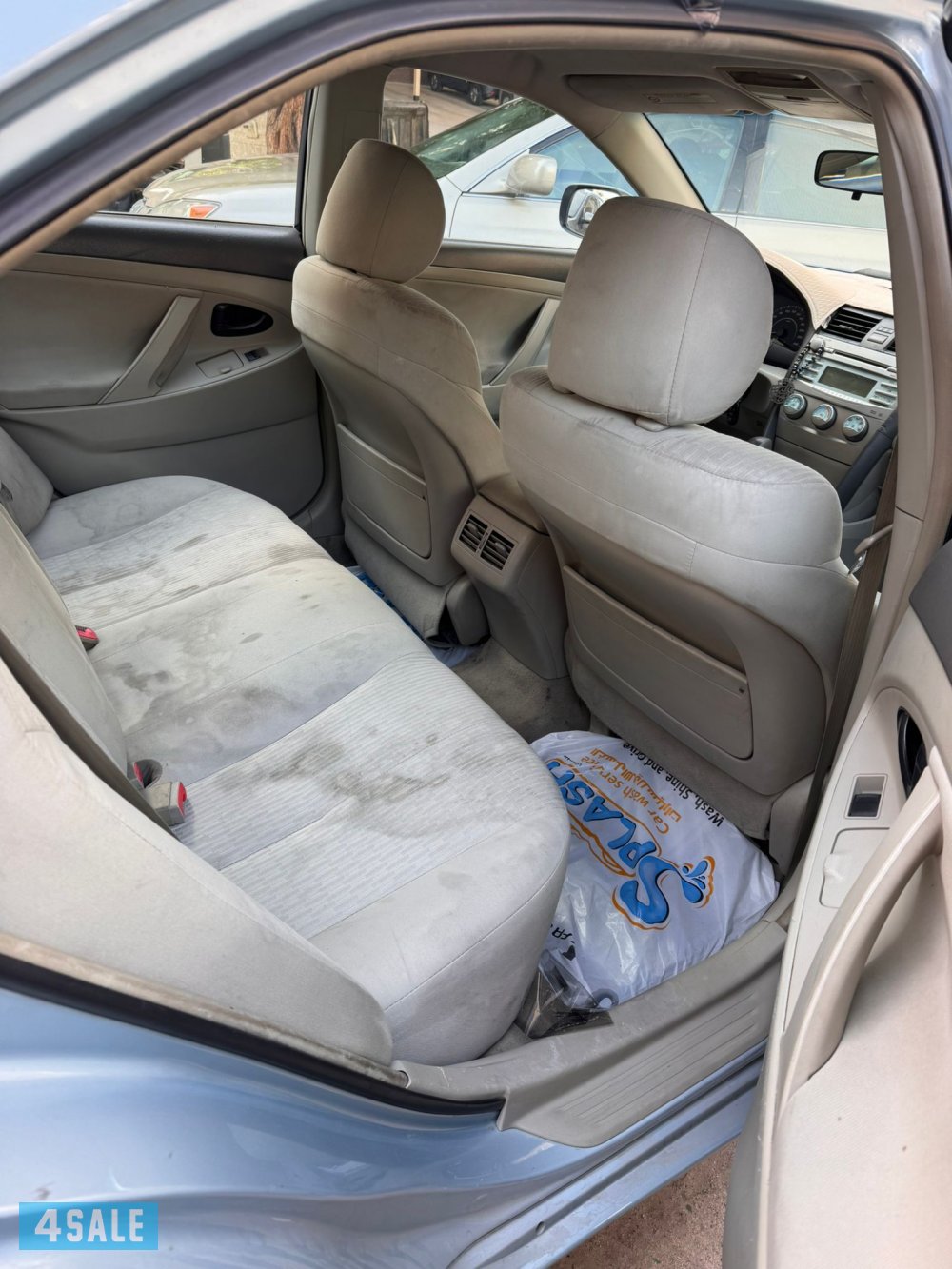 للبيع كامري موديل ٢٠١٠ ماشيه ٢٣٩ الف وارد الوكالة السعر ١٠٠٠ قابل للمساومة بالمعقول ٦٥٨٢٠٩٠٩8