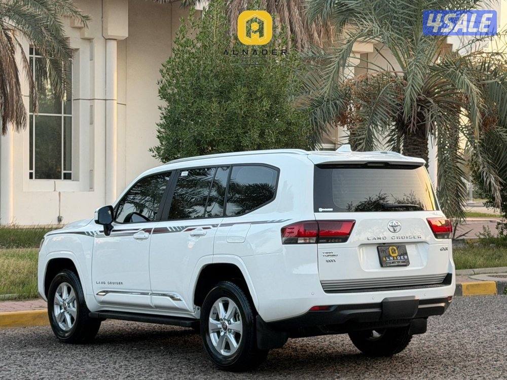 للبيع لاند كروزر GX.R V6 TWIN TURBO موديل 2025 بحالة الوكاله5