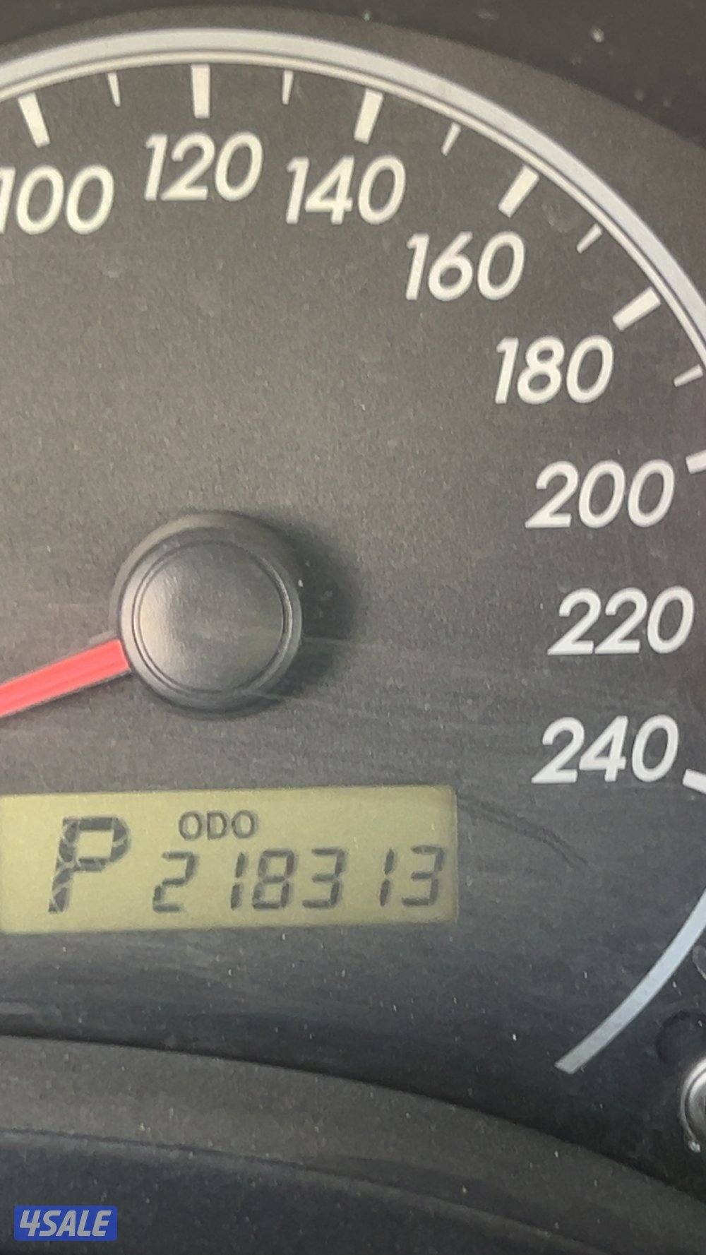 كرولا ٢٠١٢ بدي بلا حوادث خدوش خفيفه وتم عمل صبغ كامل  عداد ٢١٨ الف3