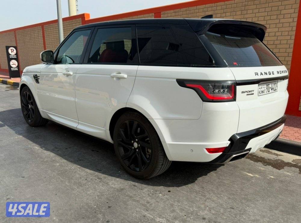 Range Rover HSE Sport9