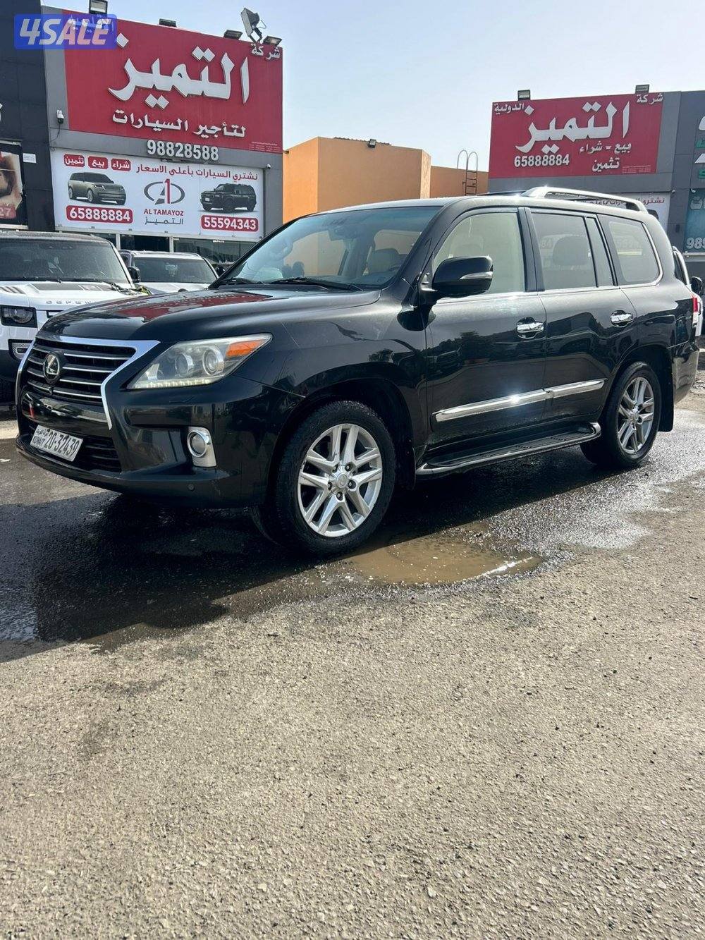 لكزس LX570 درجة اولى  موديل 2012 ماشى 375.000 k.m  وارد الساير0