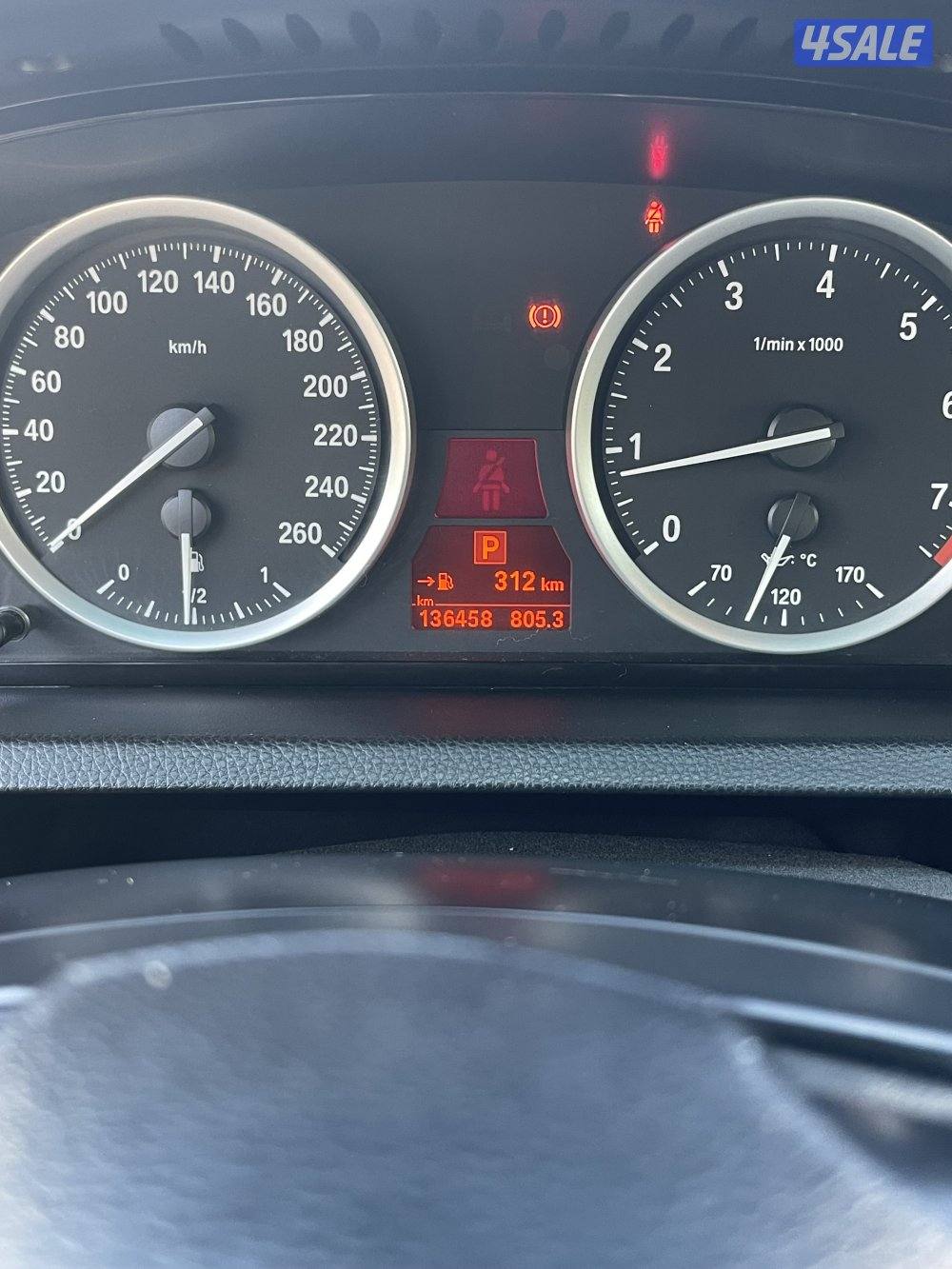 للبيع بي ام10