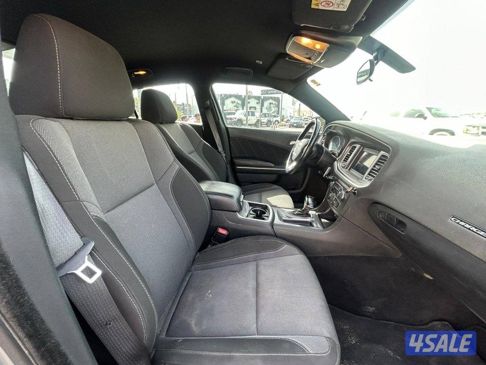 دودج شارجر  موديل 2020  ماشى 196.000 k.m  وارد الملا5