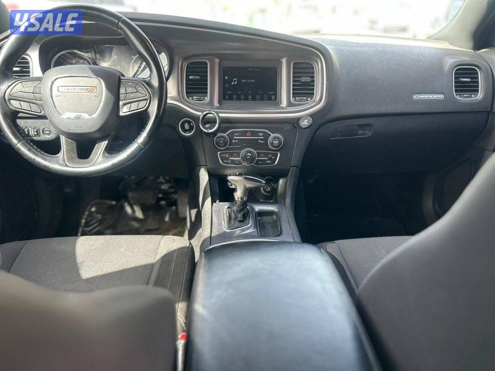 دودج شارجر  موديل 2020  ماشى 196.000 k.m  وارد الملا7