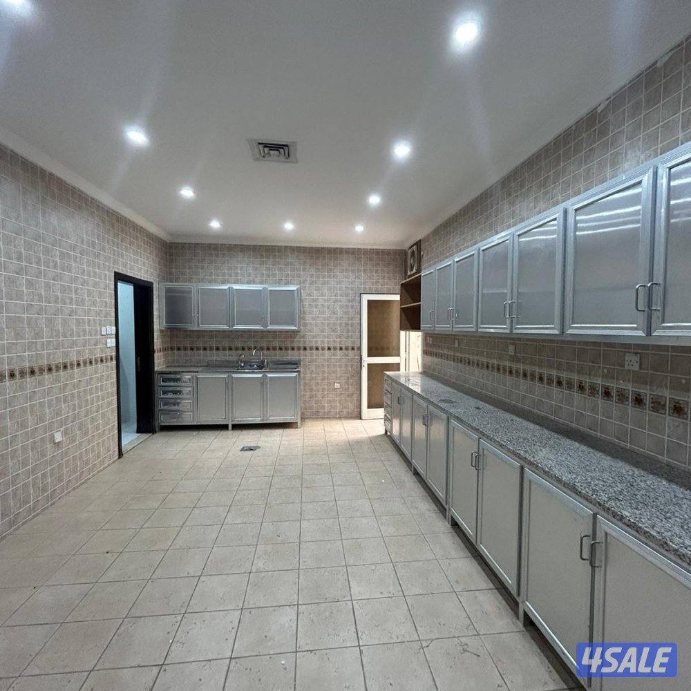 فيلا سكنية للايجار في أبو الحصانية9