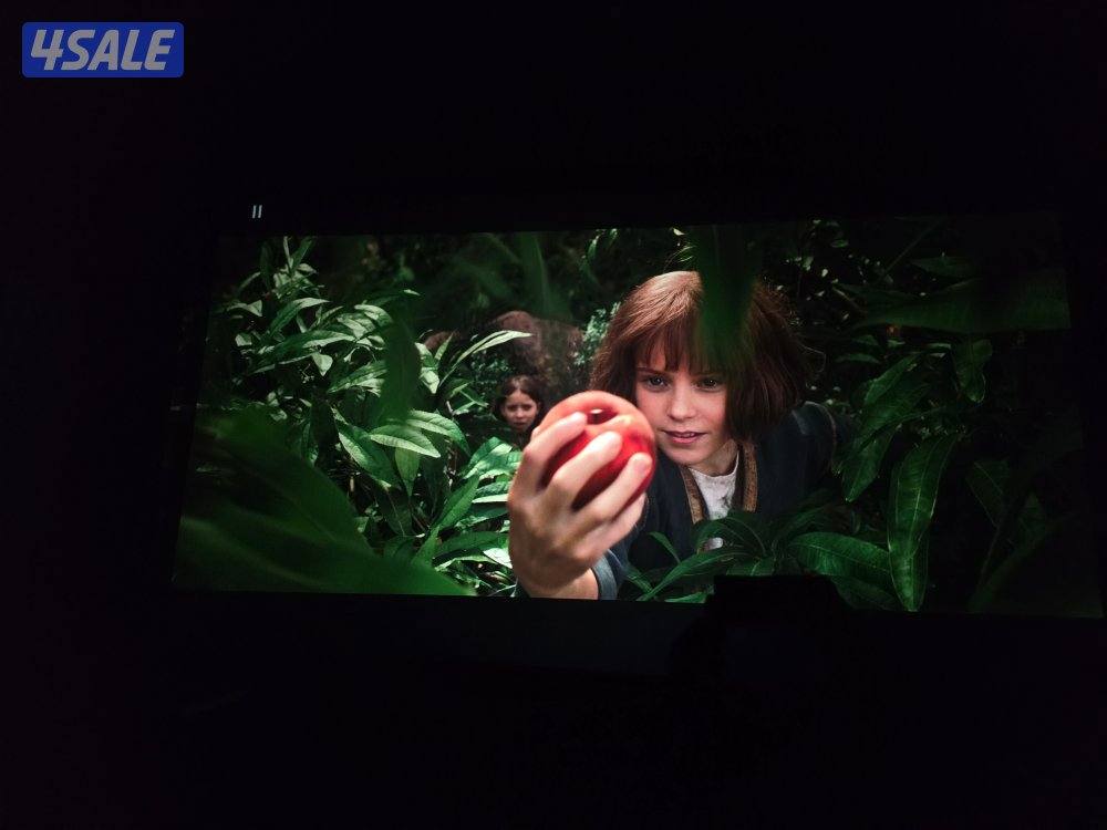 للبيع بروجكتر projctor ابسون home cinema3200 يدعم 4k و 3d كالجديد بالك6