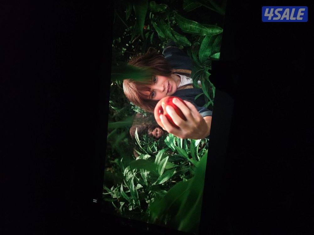 للبيع بروجكتر projctor ابسون home cinema3200 يدعم 4k و 3d كالجديد بالك7