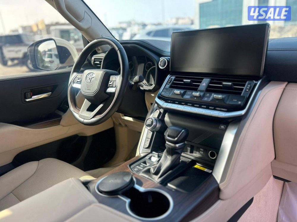 تويوتا لاند كروزر GX.R AEROs  twin turbo.V6 موديل 2023 ماشى 26.000 k.m6