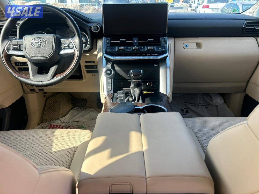 تويوتا لاند كروزر GX.R AEROs  twin turbo.V6 موديل 2023 ماشى 26.000 k.m7