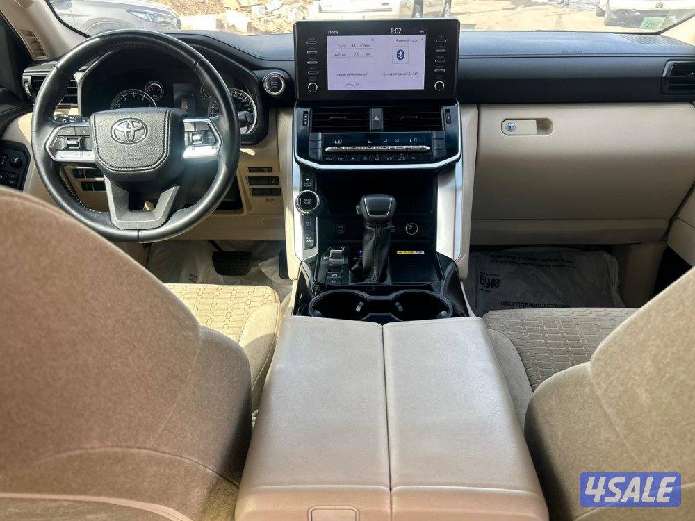 لاند كروزر GX.R twinturbo .V6 موديل 2022 ماشى 122.000 k.m5