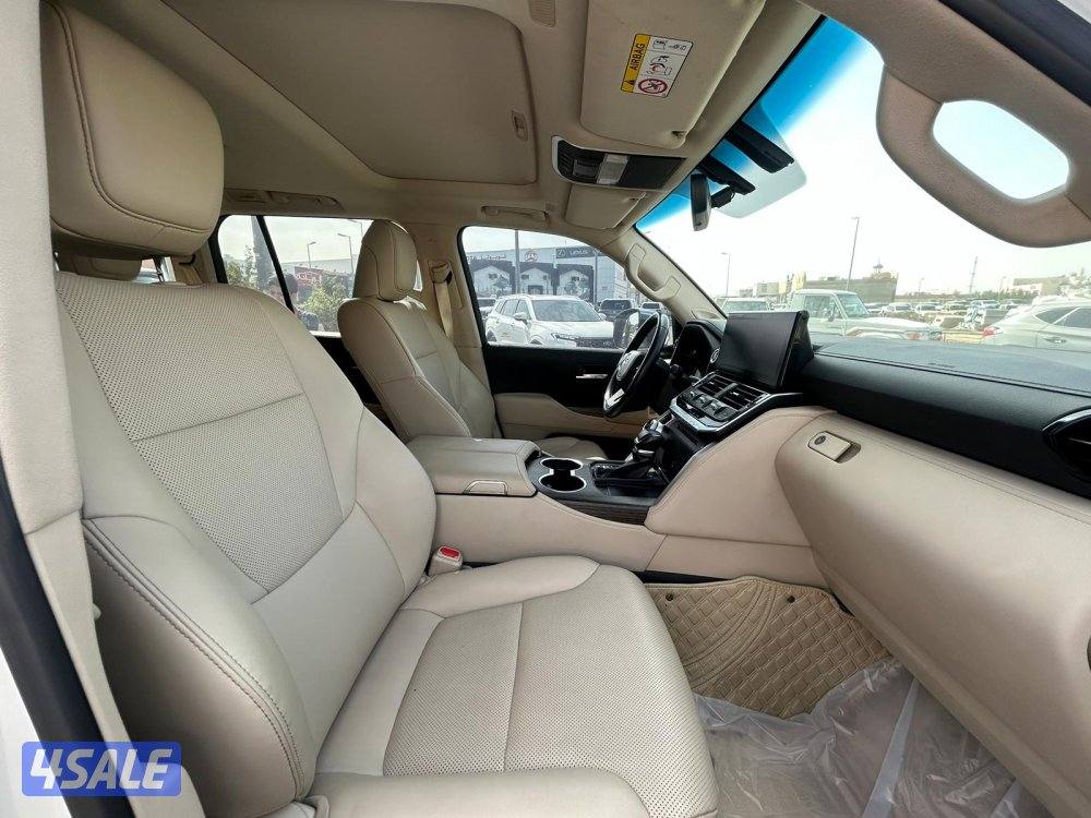 لاند كروزر VX.AEROs twin turbo.V6  موديل 2023 ماشى 54.000 k.m5