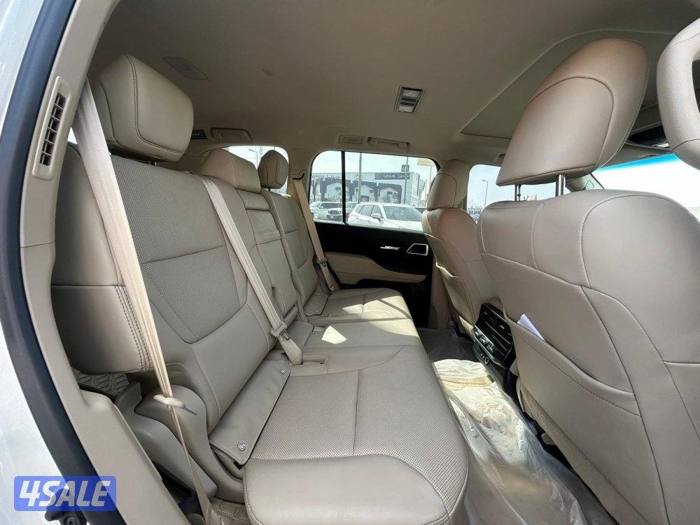 لاند كروزر VX.AEROs twin turbo.V6  موديل 2023 ماشى 54.000 k.m4