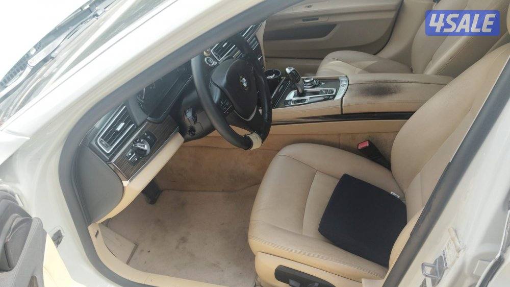 للبيع بي ام ٧٣٠ ماشي ٣٠٦8