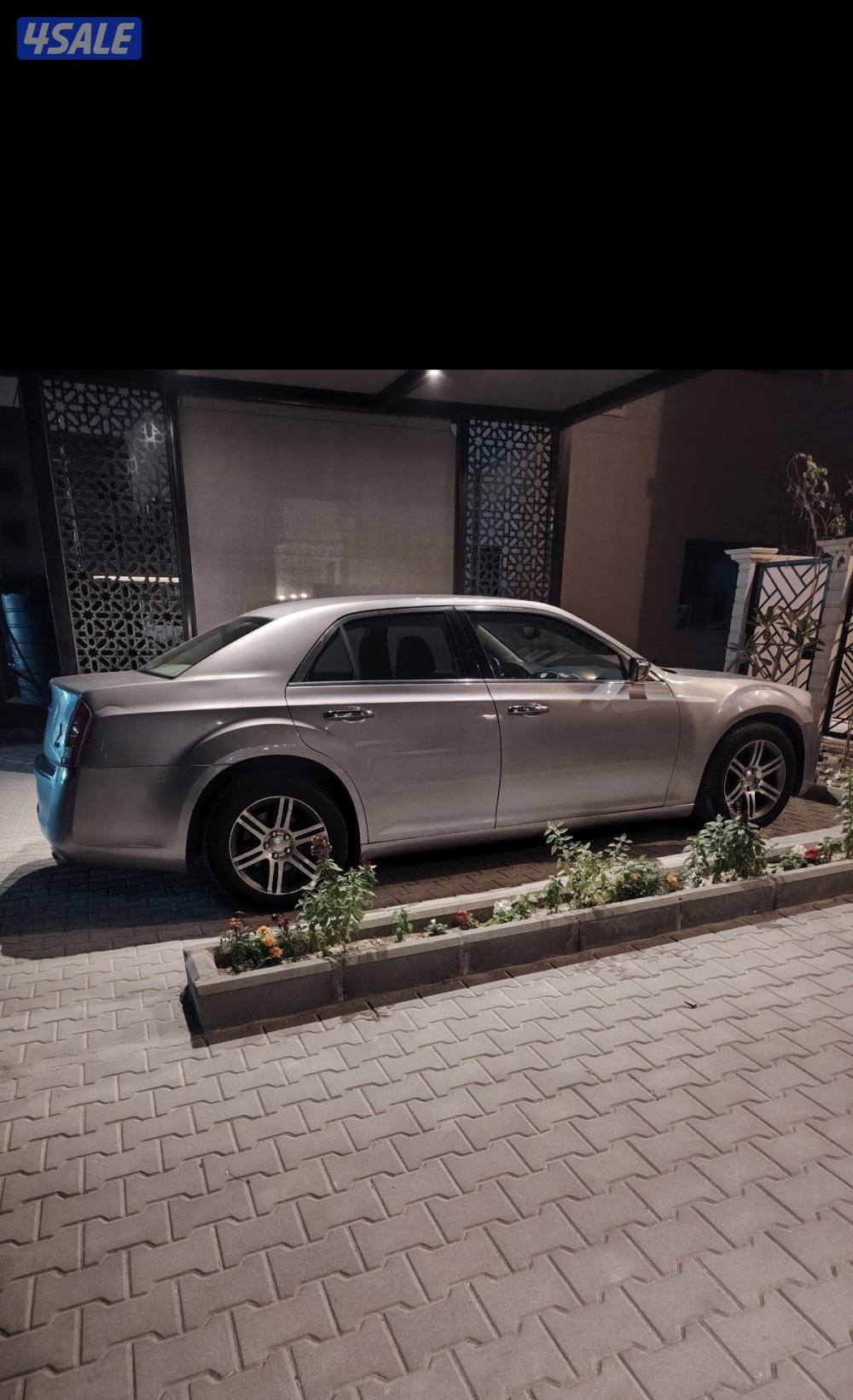 كرايزلر  C3000