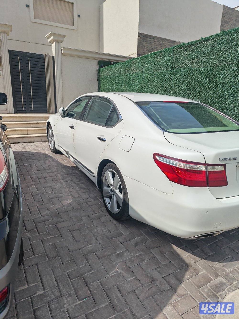 460لارج كامل الموصفات اضافه شاشه كبير كشنات تدفيه مع مساج الكشن الخلفي2