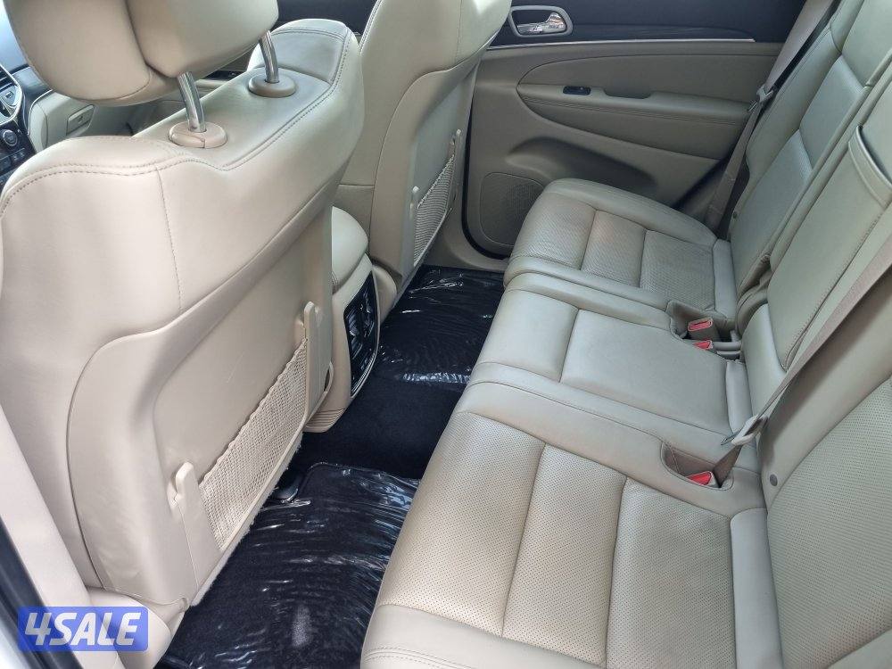 جيب جراند شروكي ليمتيد موديل 20216