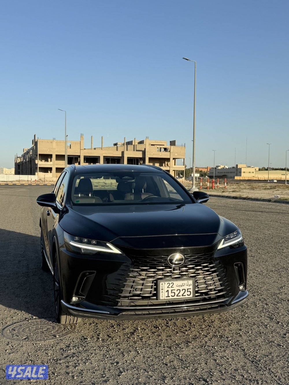 للبيع لكزسRX350 -2023صبغ الوكاله تحت الكفاله4