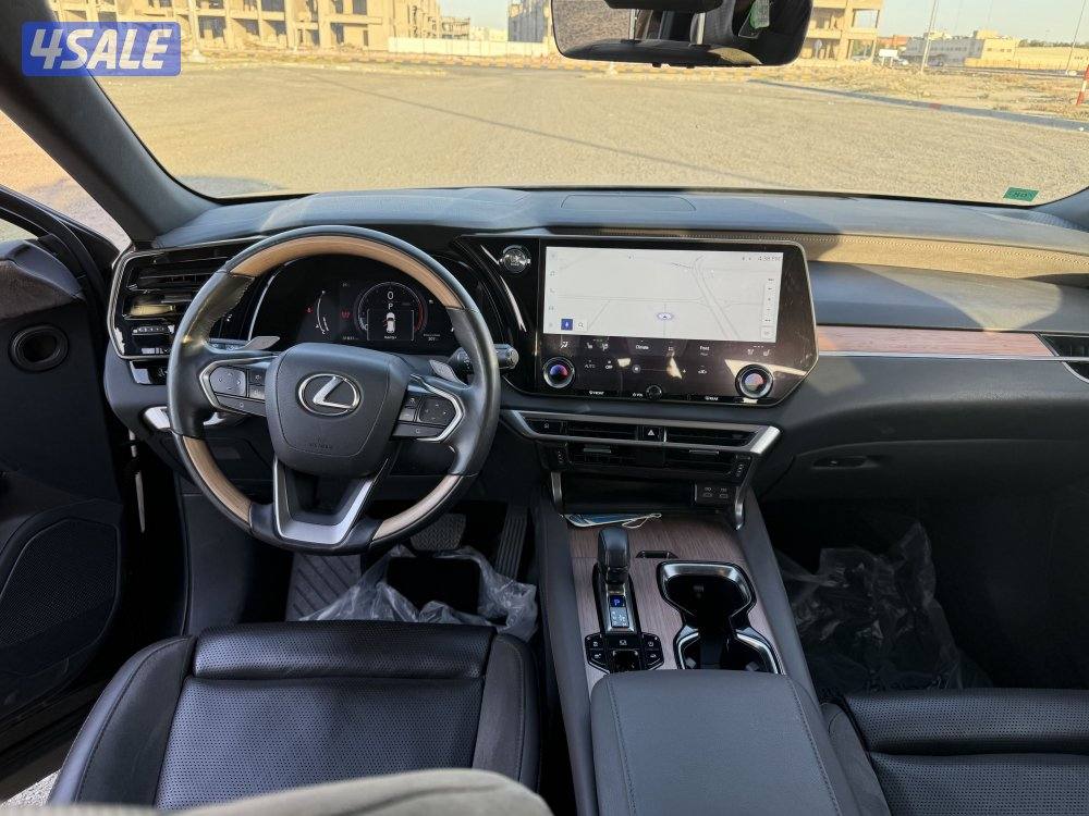 للبيع لكزسRX350 -2023صبغ الوكاله تحت الكفاله8