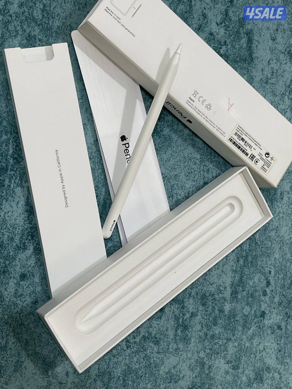 قلم ايباد أبل الاصلي الجيل الثاني نظيف وشغال تمام مع الكرتون0