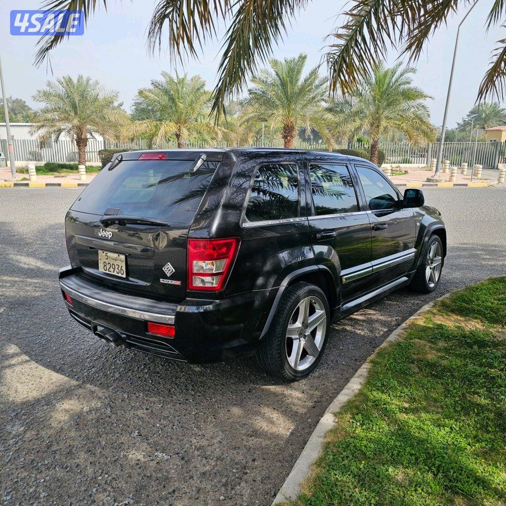Grand Cherokee SRT 2009 صبغ الوكالة6
