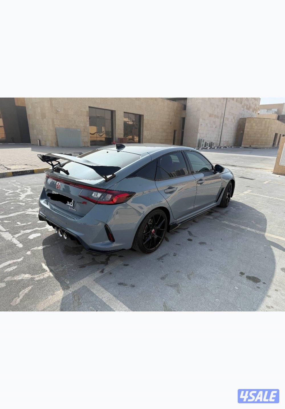 للبيع هوندا سيفك تايب ار ٢٠٢٤4