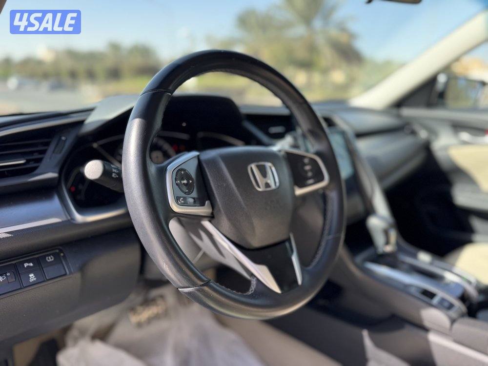 للبيع : هوندا سيفيك : موديل 20194